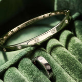 Classic Zirconia Bangle Silver