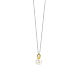 Necklace with pearl